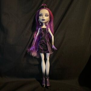 Monster High - Ghouls Night Out Spectra doll